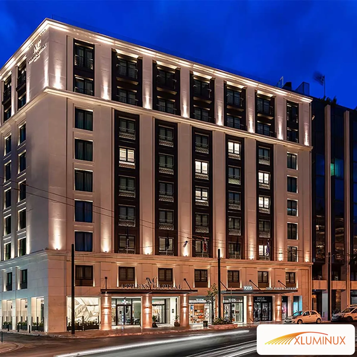 کاربرد چراغ دکوراتیو صنعتی نما برای نورپردازی نمای ساختمان صنعتی